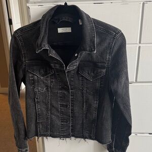 Kids Signature by Levi Strauss black Jean jacket with fringe bottom size large